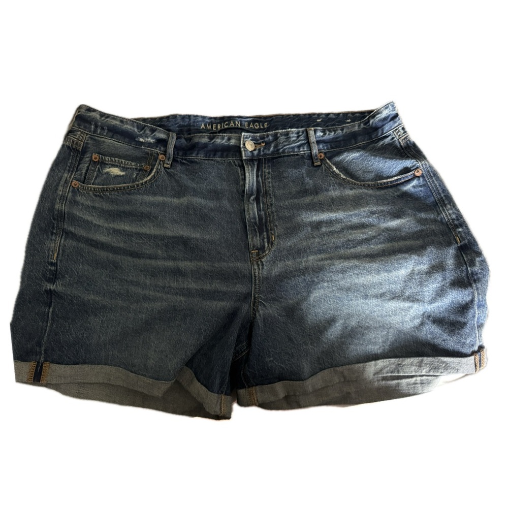 American Eagle Tomgirl shorts size 18